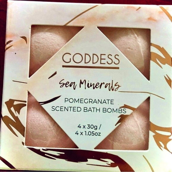 GODDESS || Sea Minerals Pomegranate Scented Bath Bombs - 4 Pack 🪸NWT🪸 - Picture 2 of 9